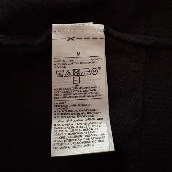 Old Navy Size Medium Black Cardigan - Picture 5 of 5